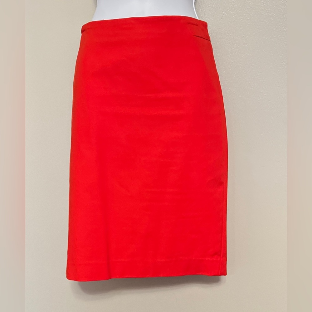 The Limited very good condition red skirt, size 2